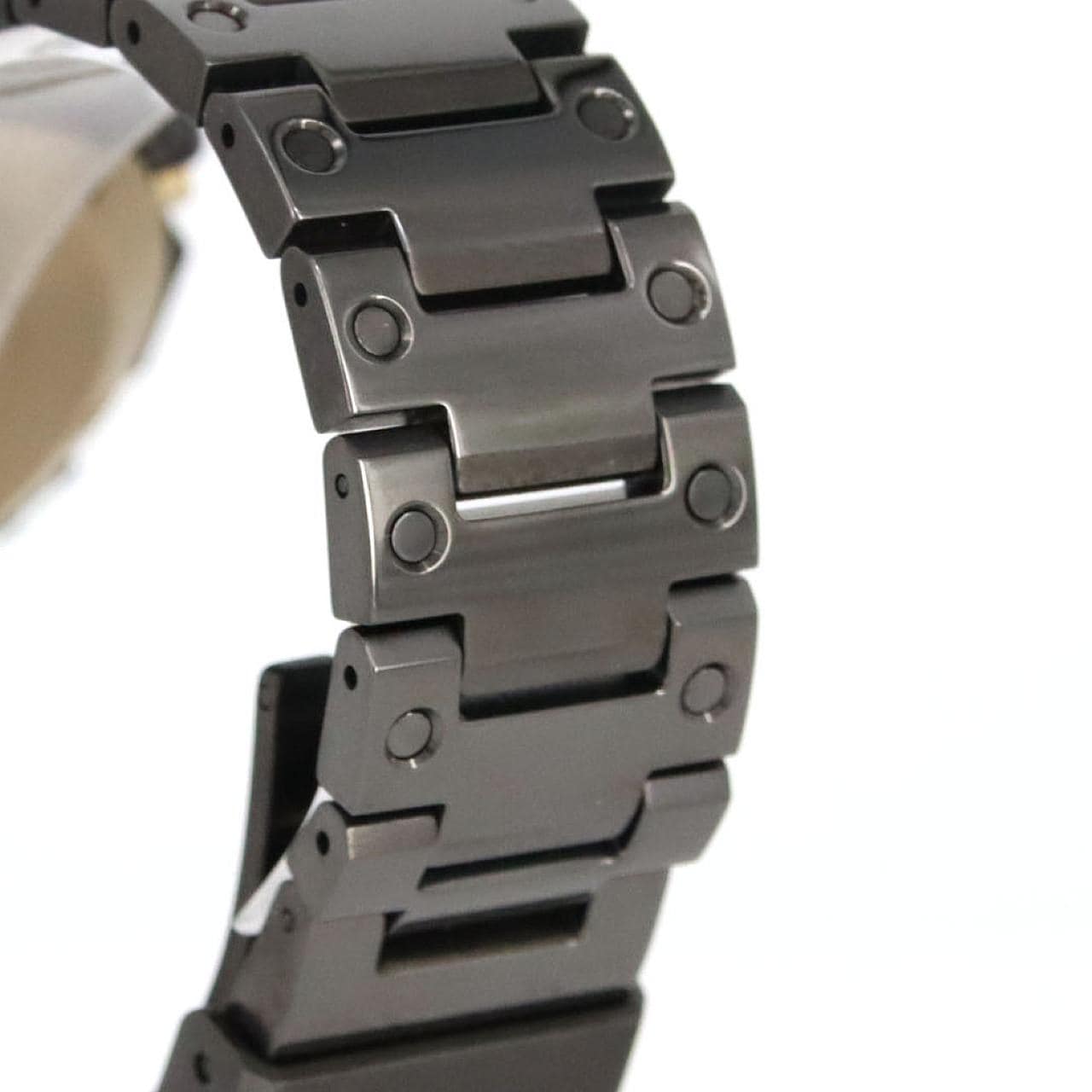 カシオ G-SHOCK･MR-G 電波時計 MRG-B5000B-1JR TI ソーラークォーツ