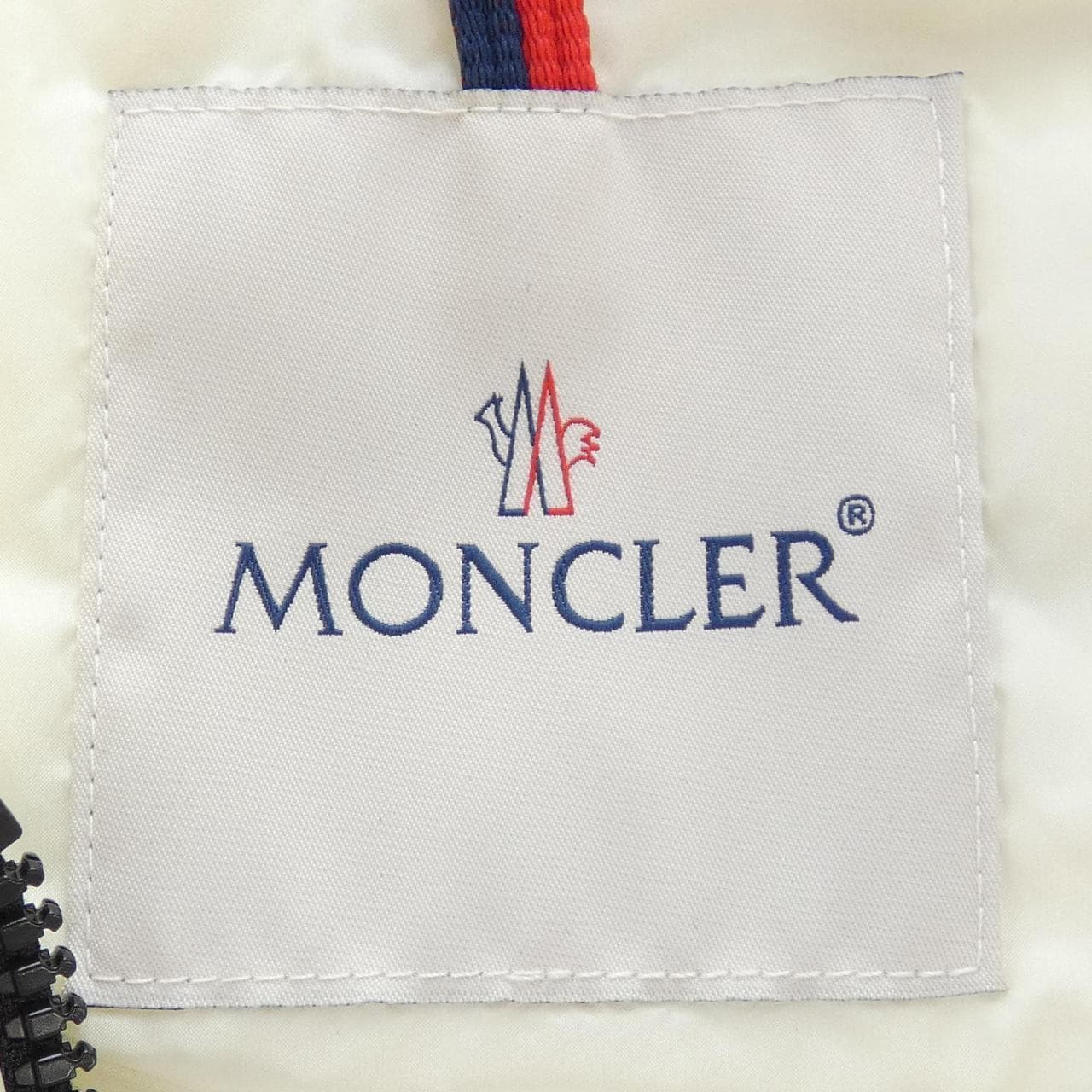 モンクレール MONCLER ダウンジャケット