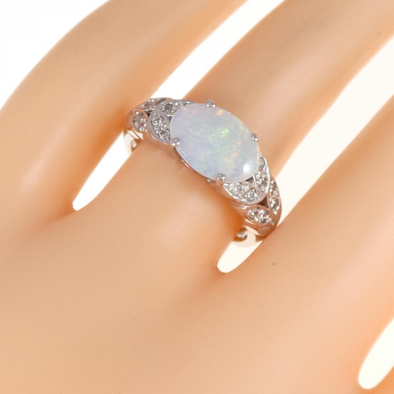 K18WG オパール リング 1.00CT