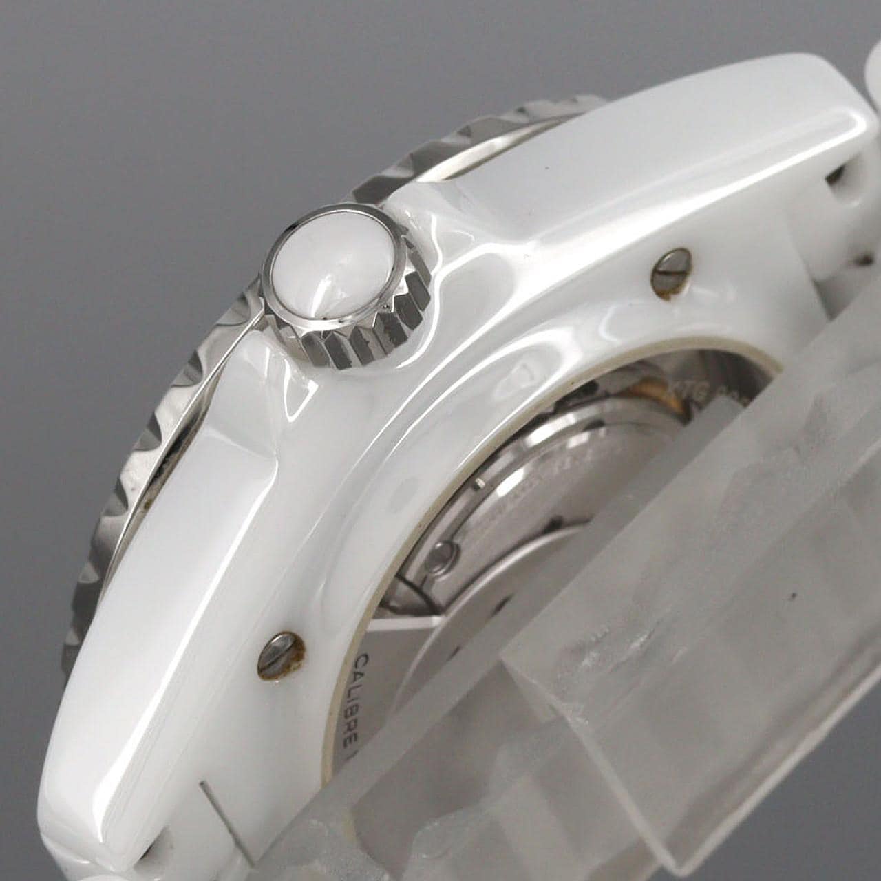 CHANEL J12 caliber 12.1 38mm ceramic H5700 ceramic Automatic