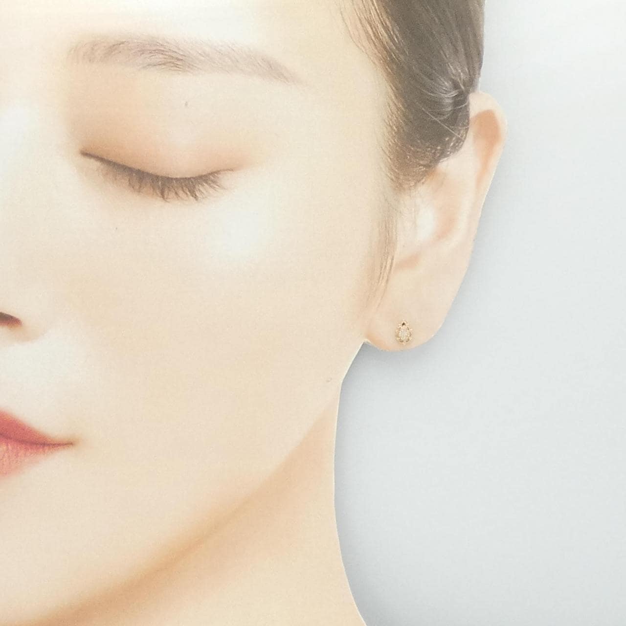 ノジェス ダイヤモンド ピアス 0.02CT