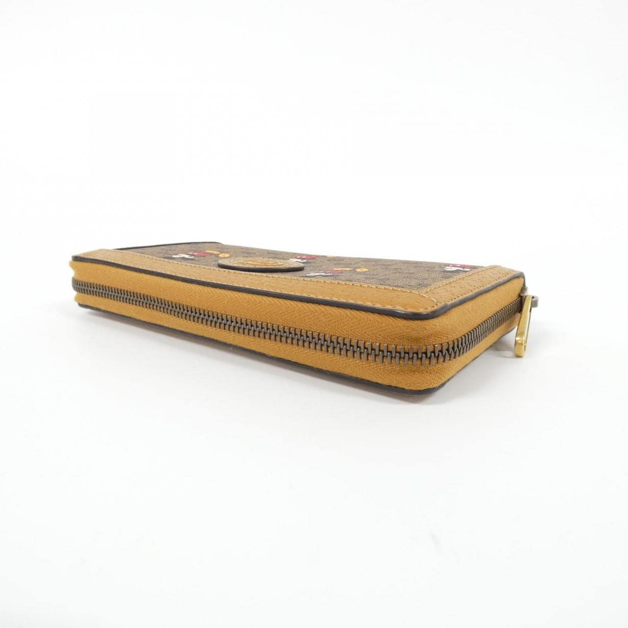 グッチ 602532 HWUBM 財布