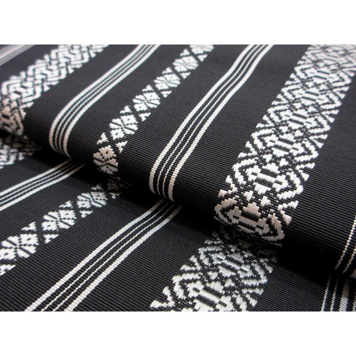 【未使用品】名古屋帯　全通柄【献上博多織】