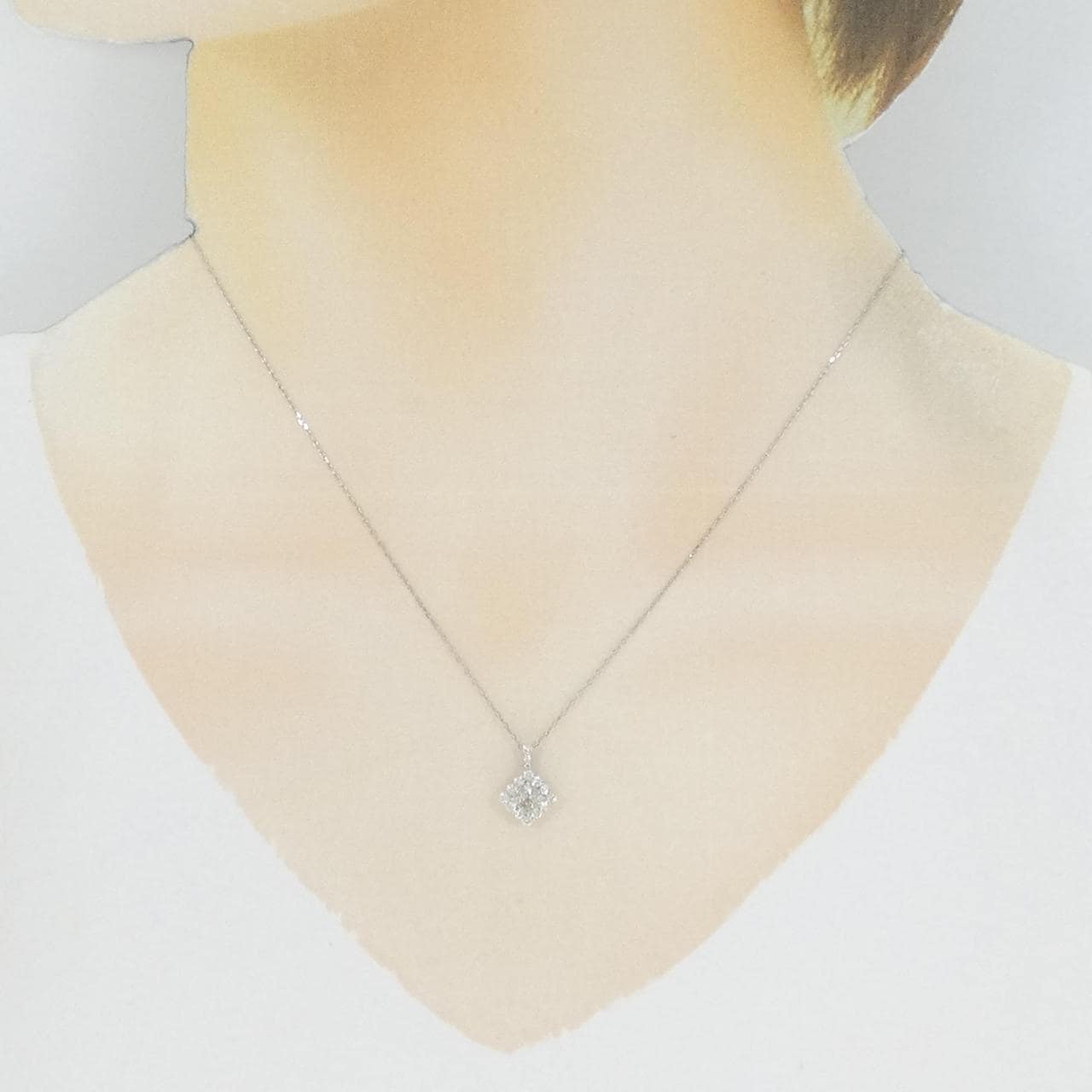 [BRAND NEW] PT Diamond Necklace 0.33CT