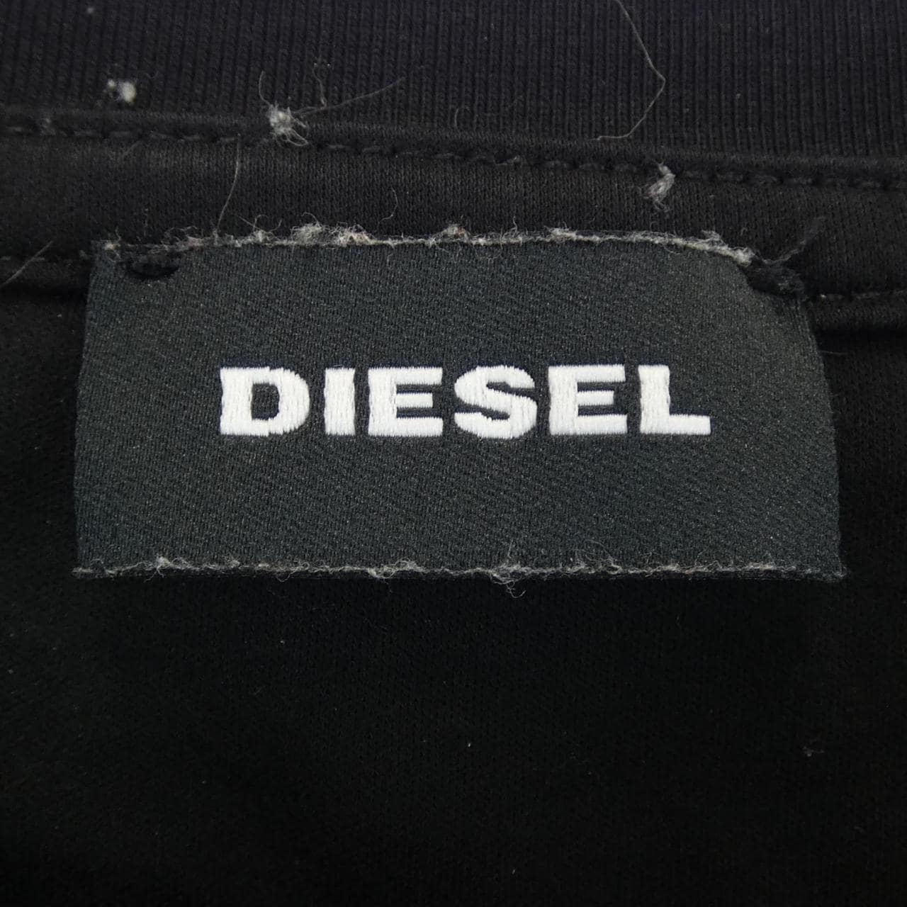 ディーゼル DIESEL Tシャツ