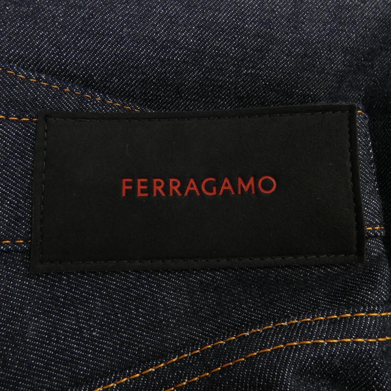 フェラガモ FERRAGAMO 143727 パンツ