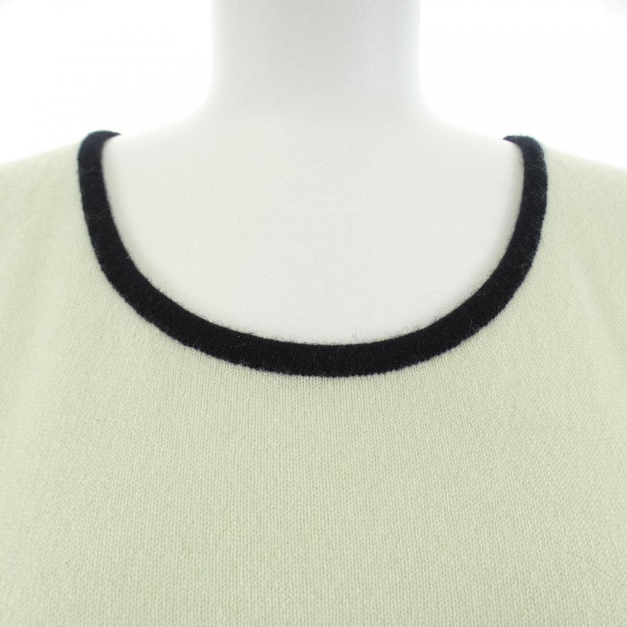 シャネル CHANEL P34500K01068 09C トップス