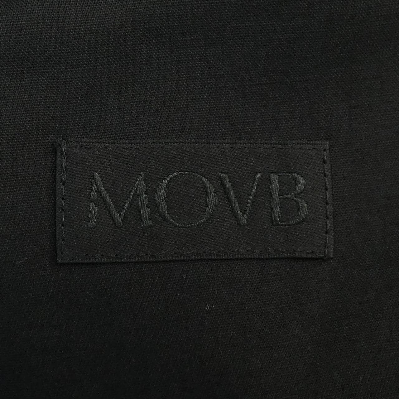 MOVB パンツ