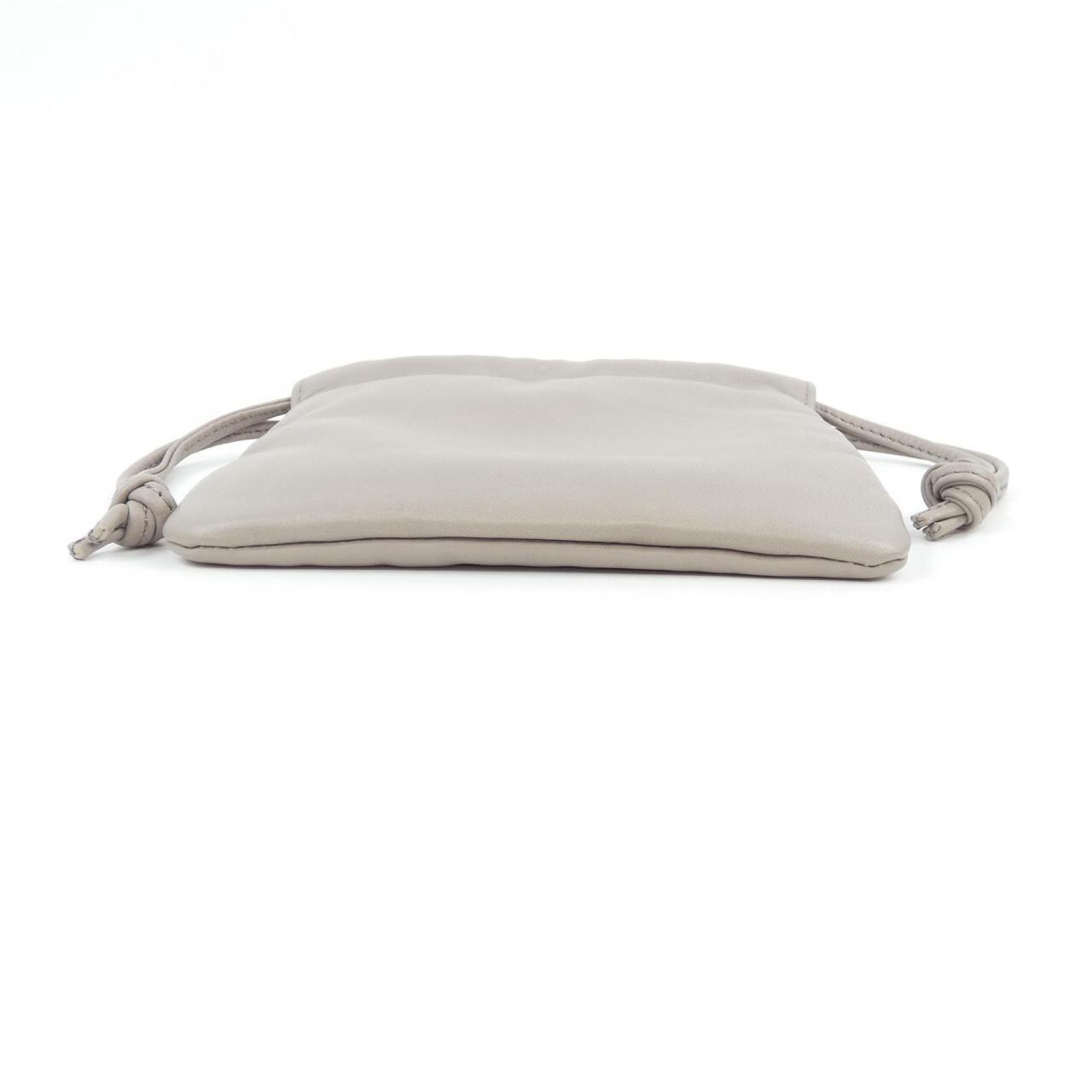 AETA POUCH