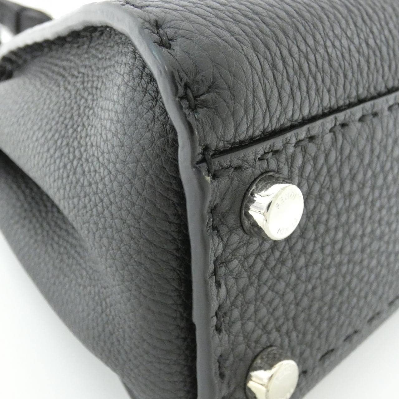 FENDI SELLERIA Peekaboo 迷你 8BN244 Q0J 包