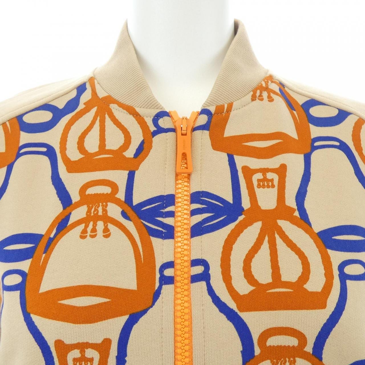 エルメス HERMES FANTAISIE D'ETRIERS 3E4201DI ブルゾン