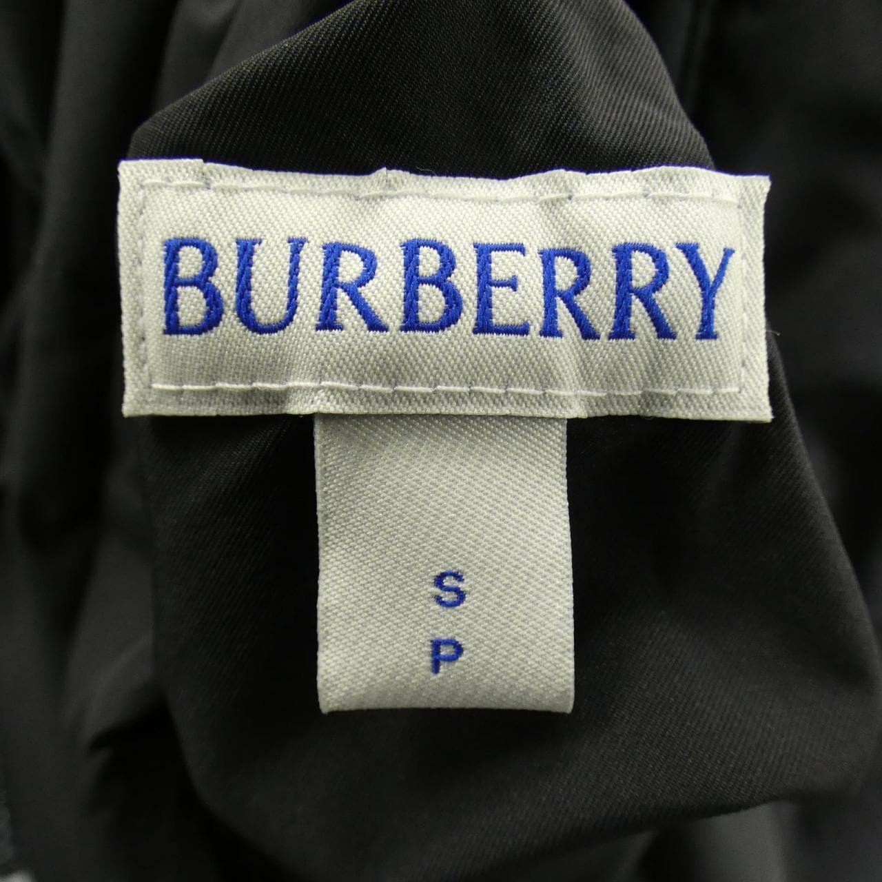 バーバリー BURBERRY 8122727 ダウンジャケット