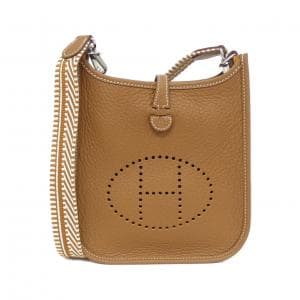 【未使用品】エルメス CAVALE エヴリン アマゾン 16cm 060775CK ショルダーバッグ