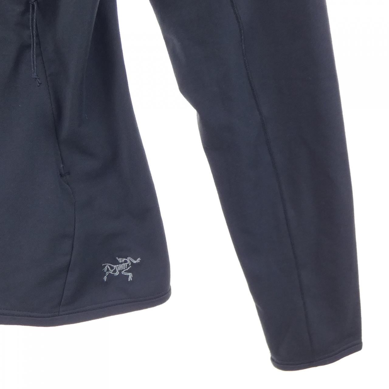 アークテリクス ARC'TERYX パーカー
