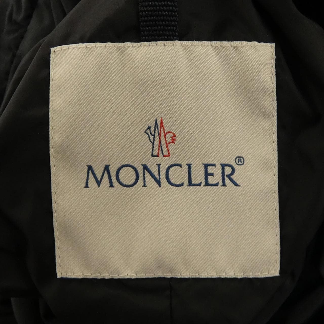 モンクレール MONCLER BEYNAC ダウンジャケット