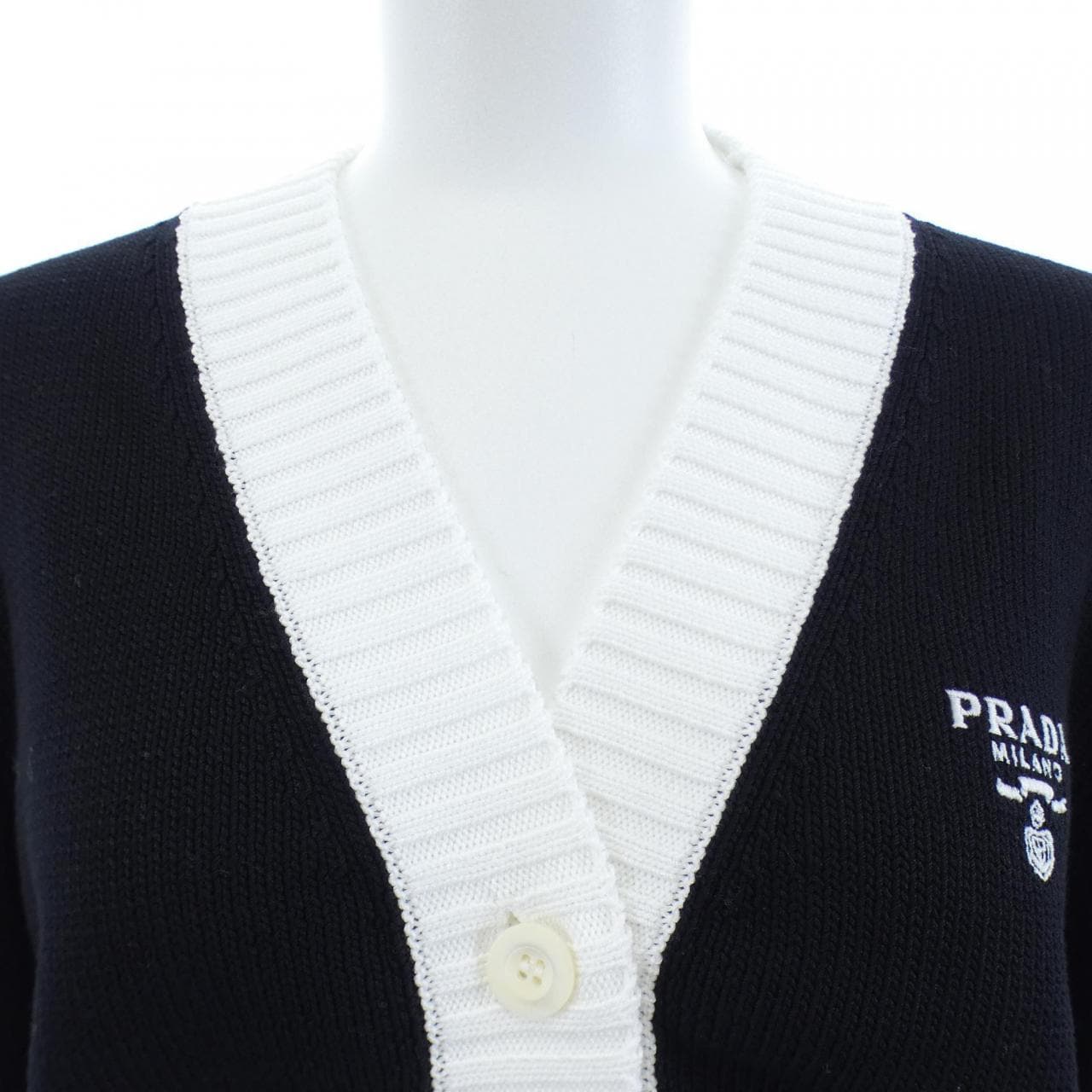 プラダ PRADA クロップド セミラグランショルダー P25I04 S211 1ZO5 カーディガン