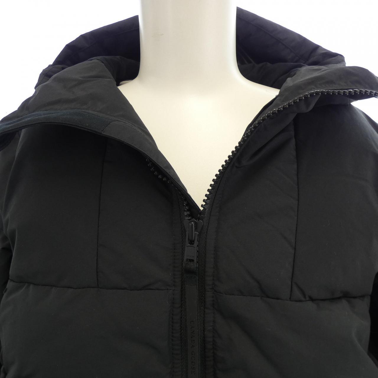 カナダグース CANADA GOOSE ダウンジャケット