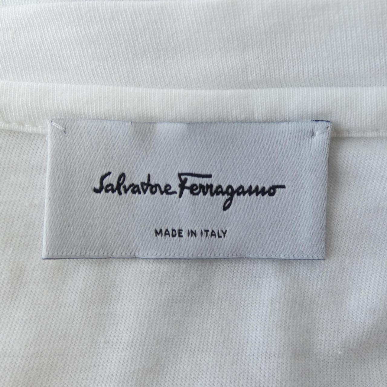 サルヴァトーレフェラガモ SALVATORE FERRAGAMO Tシャツ