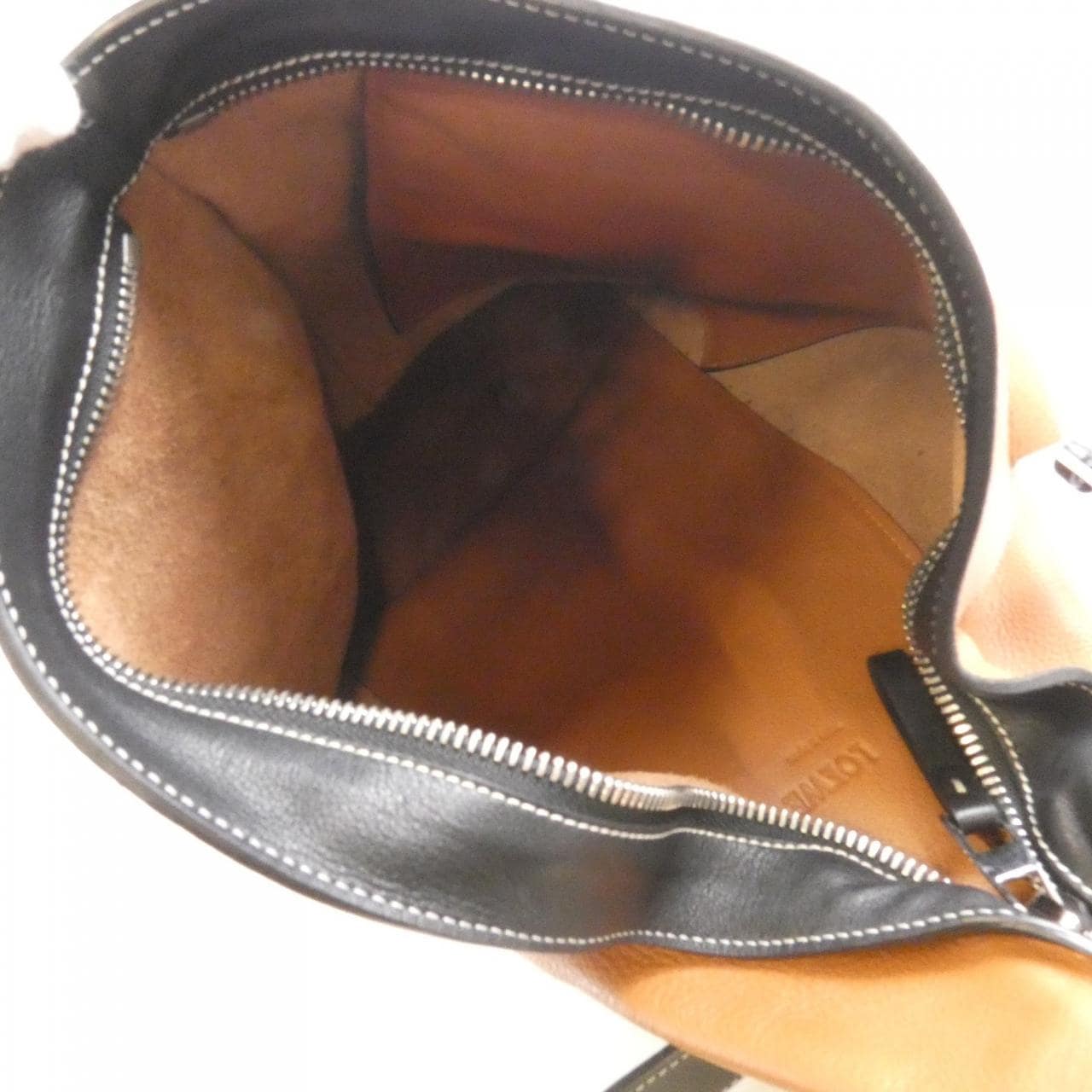 ロエベ アントン ショルダーバッグ