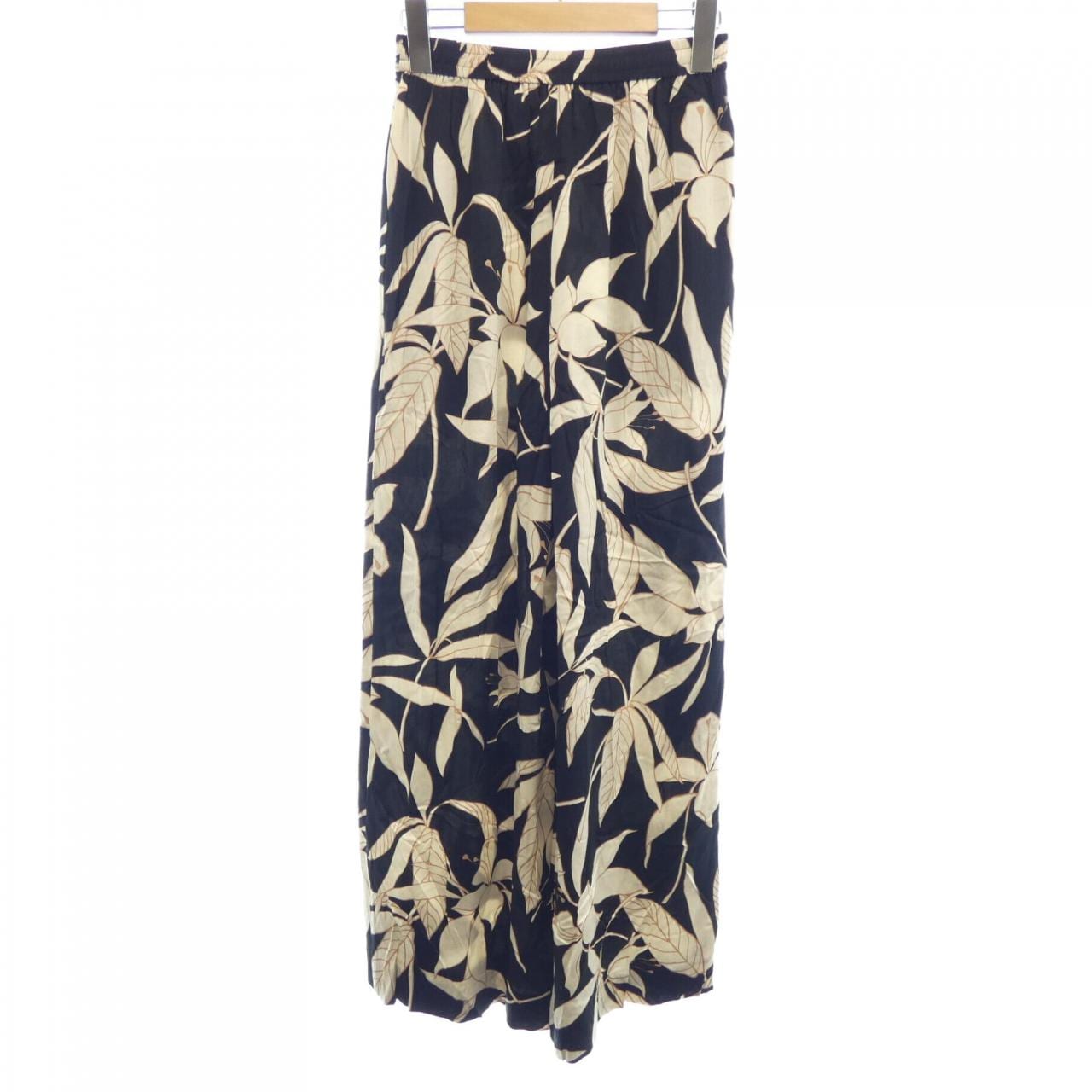 エポカ EPOCA パンツ