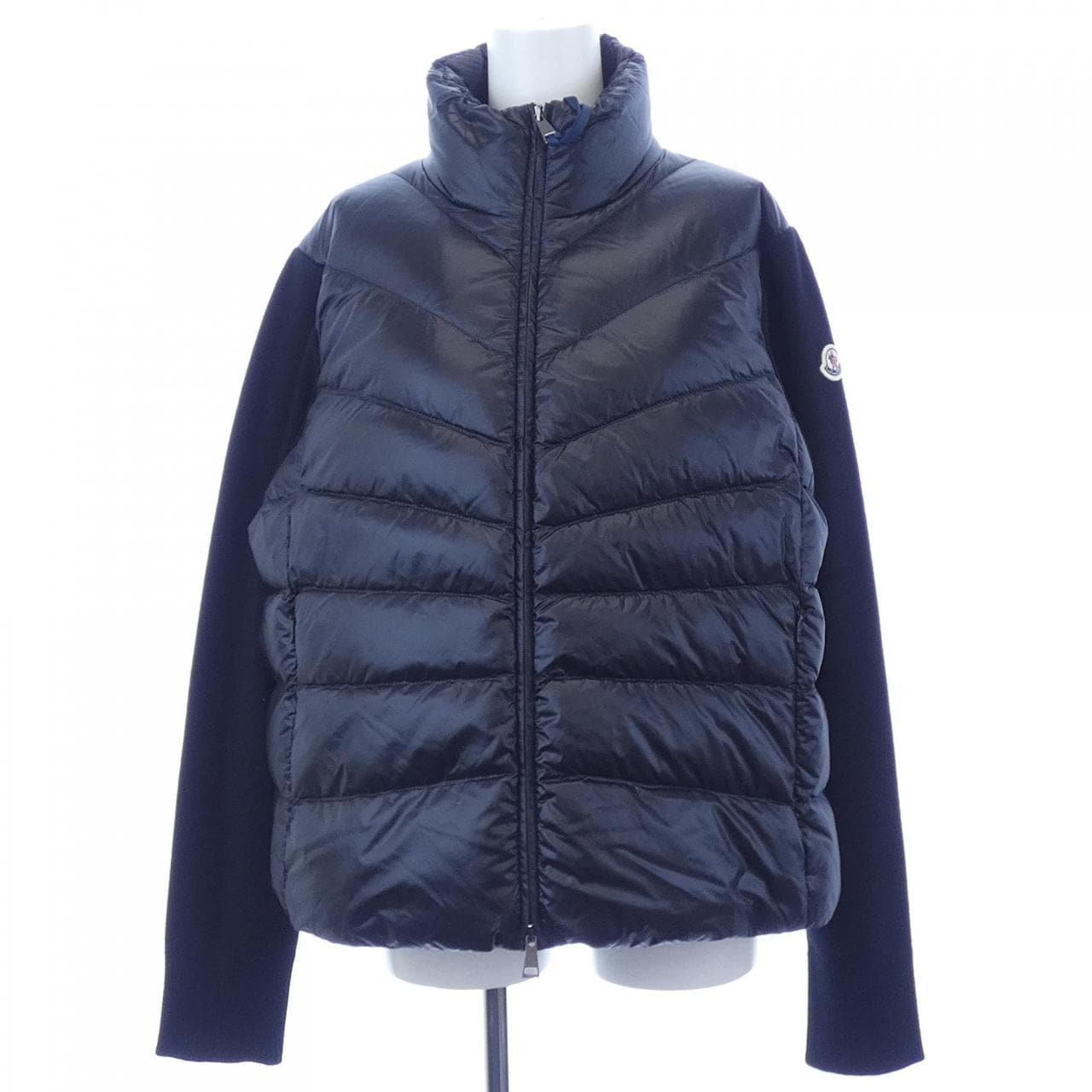 【新品】モンクレール MONCLER K20939B00024 ダウンジャケット