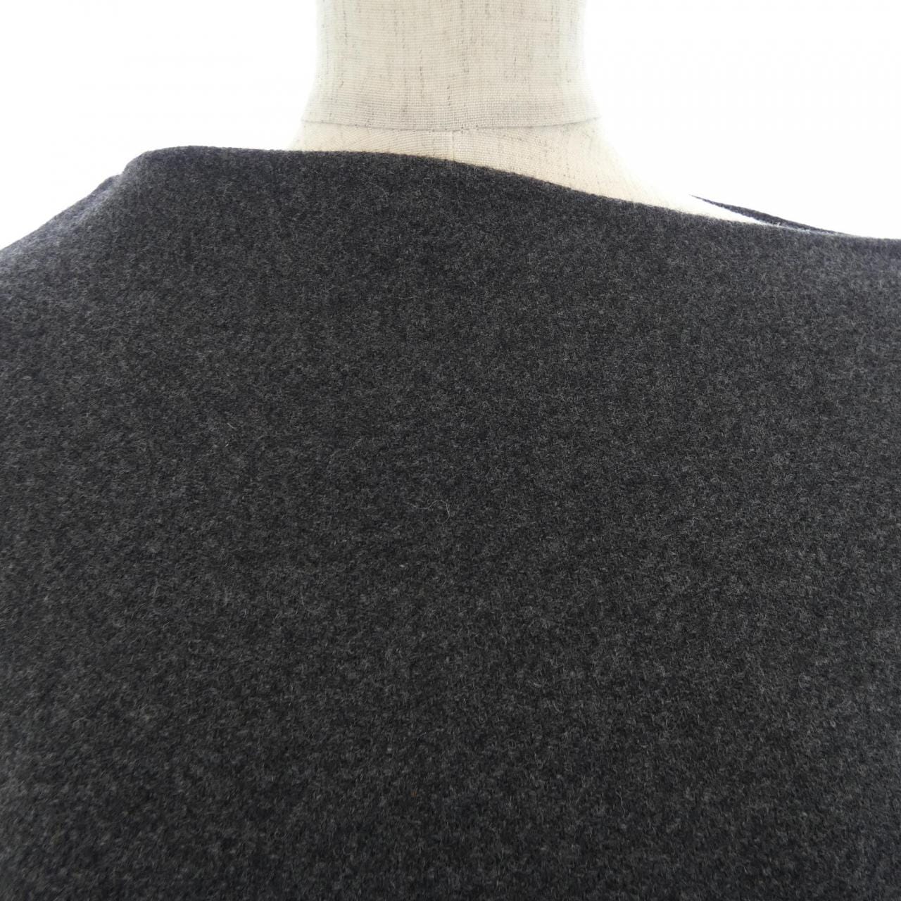 ZARO THE ROW 8405 W1439上衣