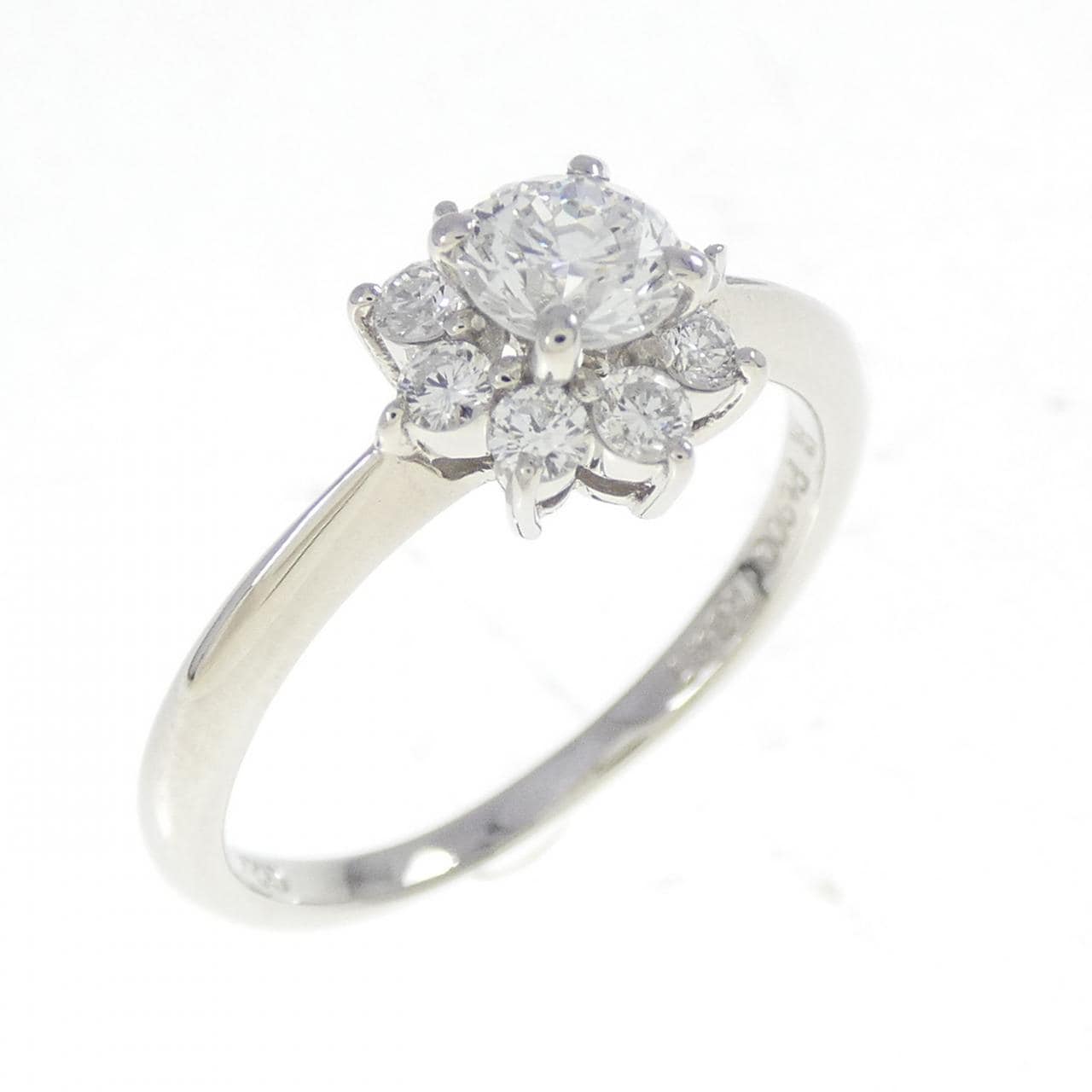 PT900 フラワー ダイヤモンド リング 0.347CT E VVS2 Good
