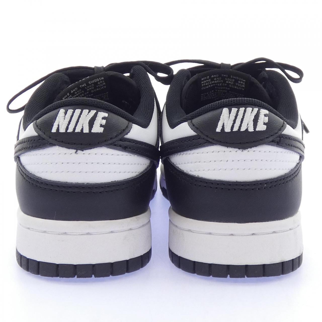 ナイキ NIKE ダンク　LOW レトロ スニーカー