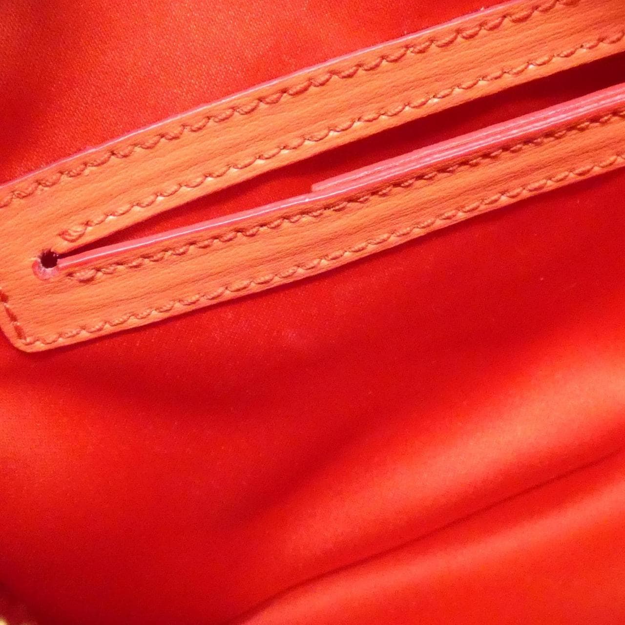 サルヴァトーレフェラガモ CITY 21 H006 ショルダーバッグ