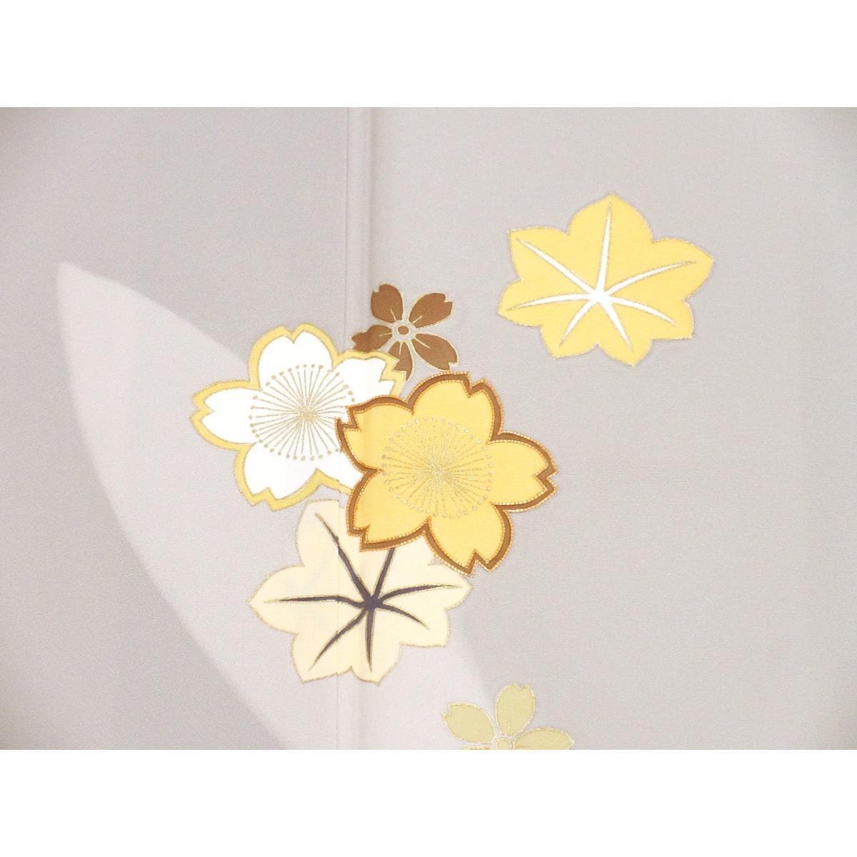 【未使用品】訪問着　友禅金彩加工　刺繍入り
