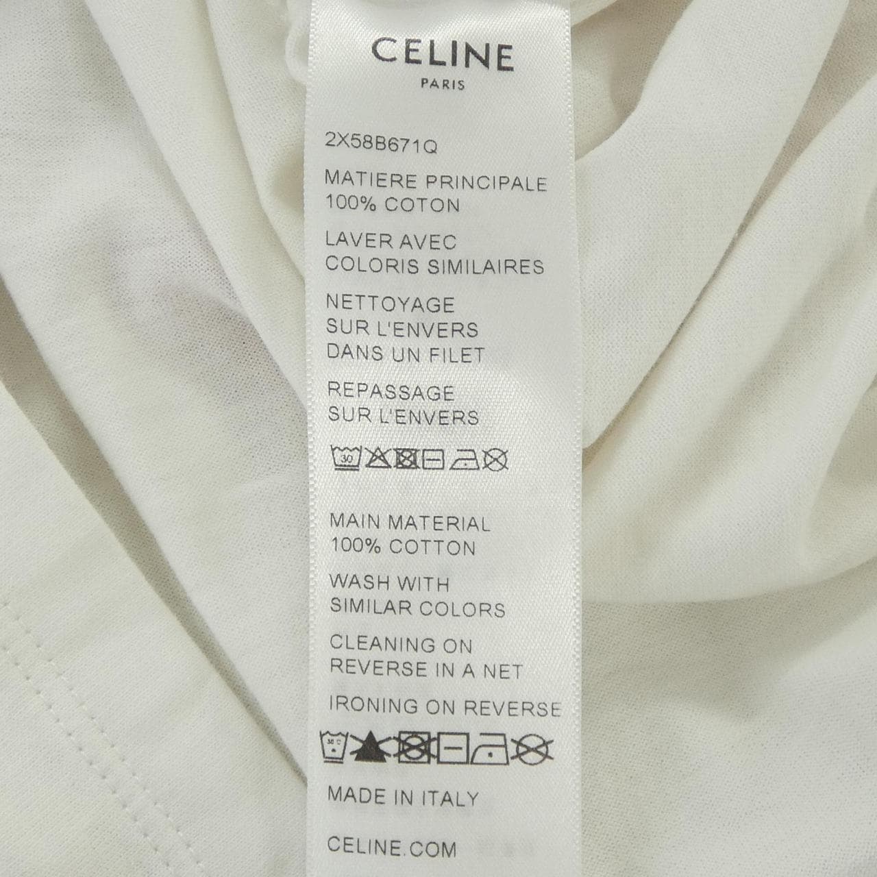 セリーヌ CELINE トリオンフ 2X58B671Q Tシャツ