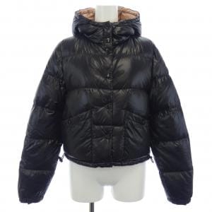 モンクレール MONCLER ダウンジャケット