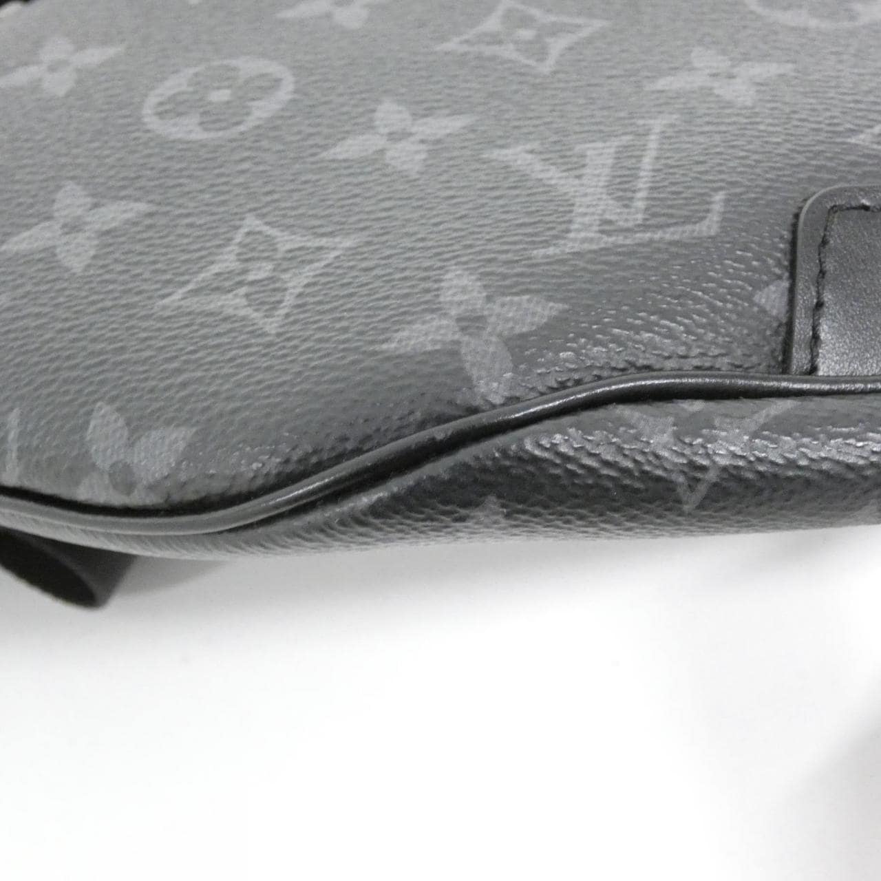 LOUIS VUITTON Monogram Eclipse Discovery Bumbag PM M46035 Shoulder Bag