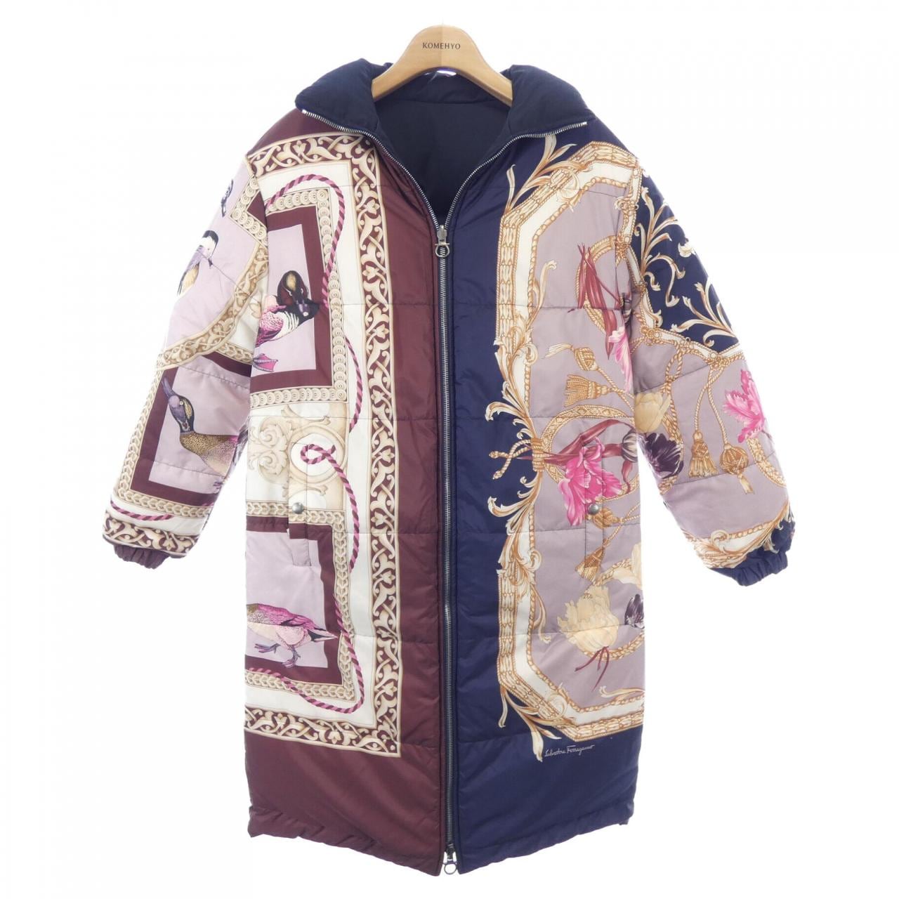 サルヴァトーレフェラガモ SALVATORE FERRAGAMO ダウンコート