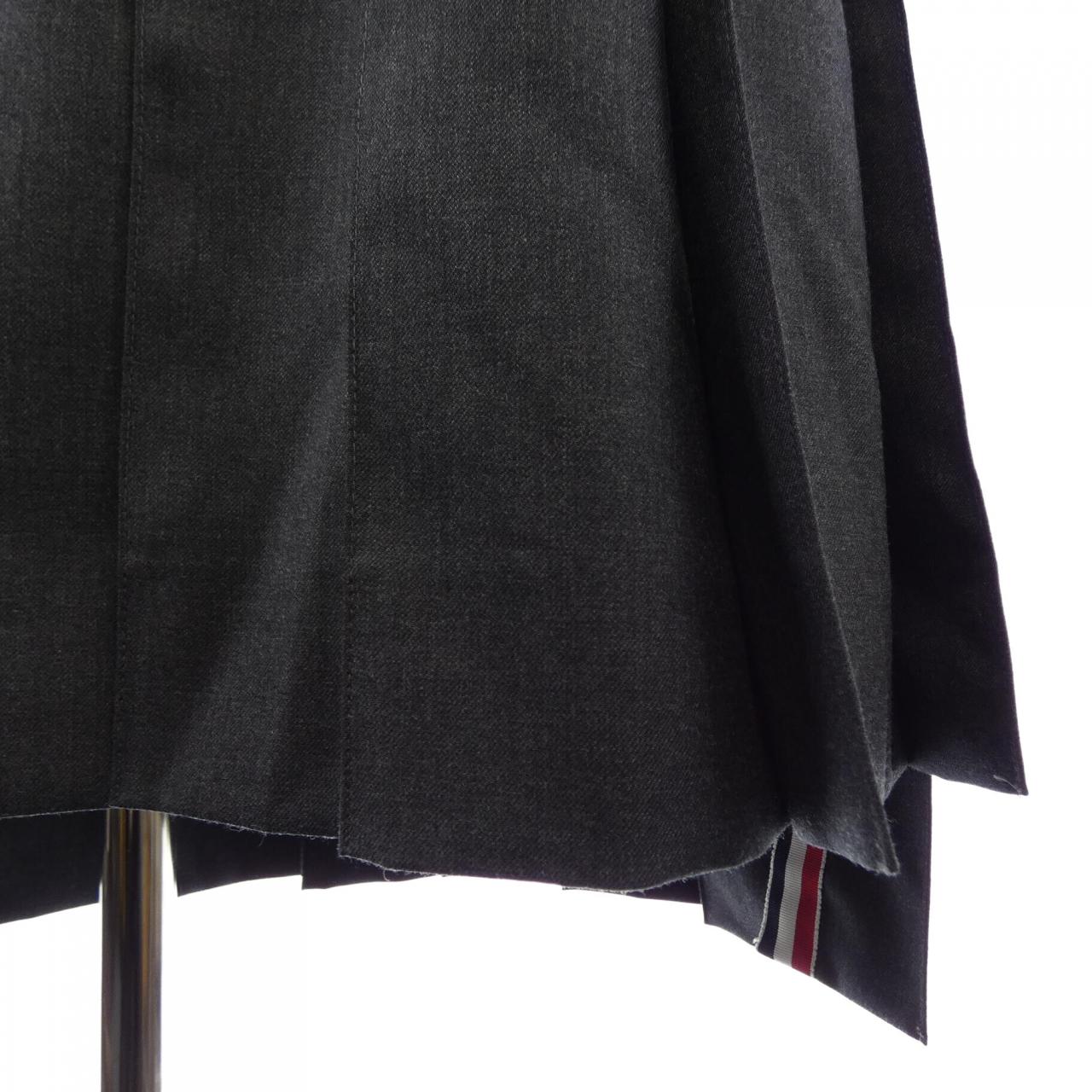 トムブラウン THOM BROWNE MGC019A-00626-025 スカート