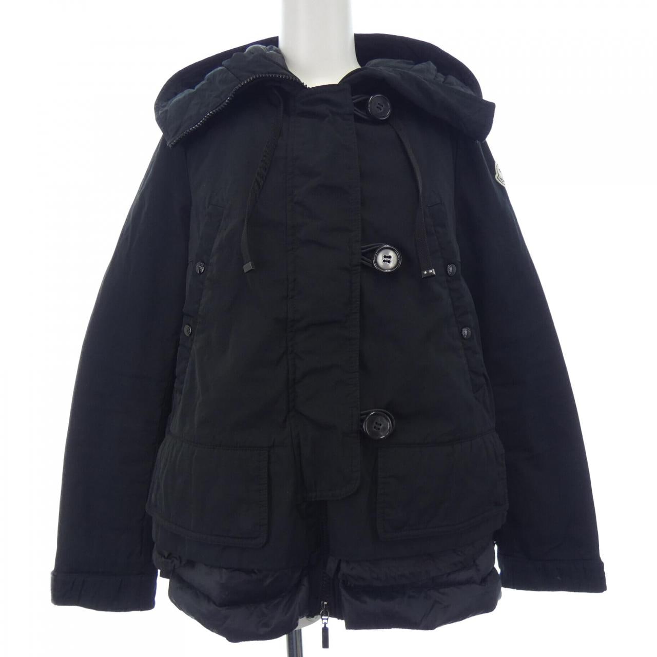 モンクレール MONCLER ダウンジャケット