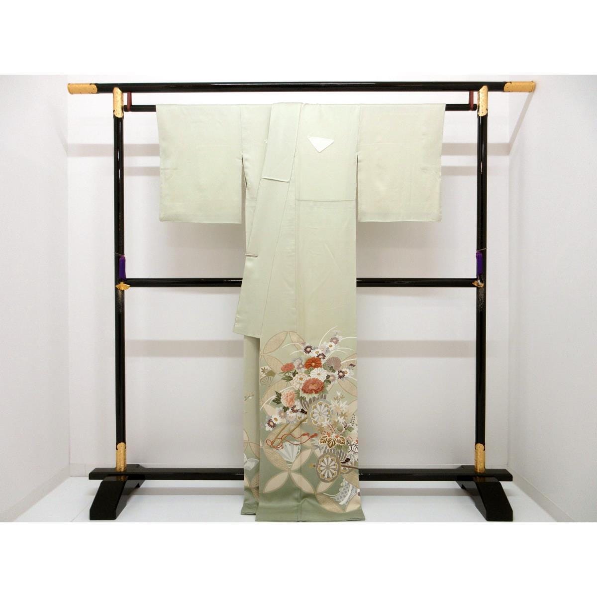 色留袖　下り藤【千總】