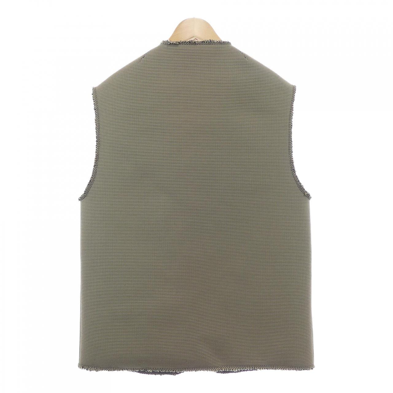 ジバンシー GIVENCHY BM00WV14AM ベスト