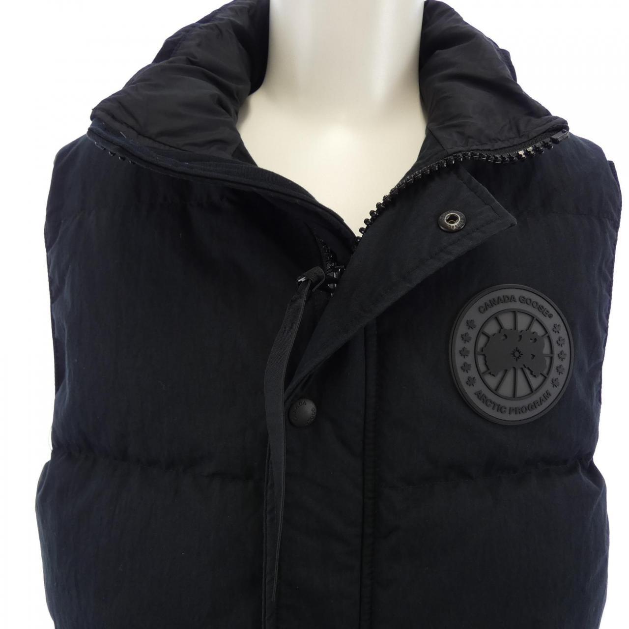カナダグース CANADA GOOSE 2081MB2 ダウンベスト