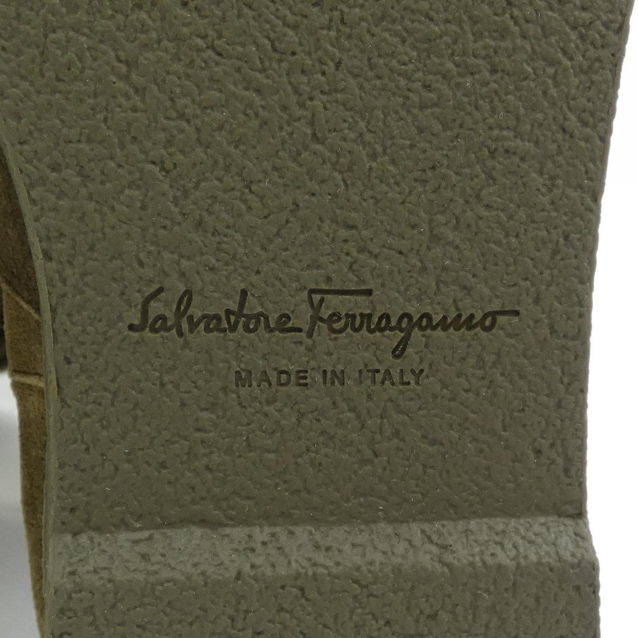 サルヴァトーレフェラガモ SALVATORE FERRAGAMO ロングブーツ