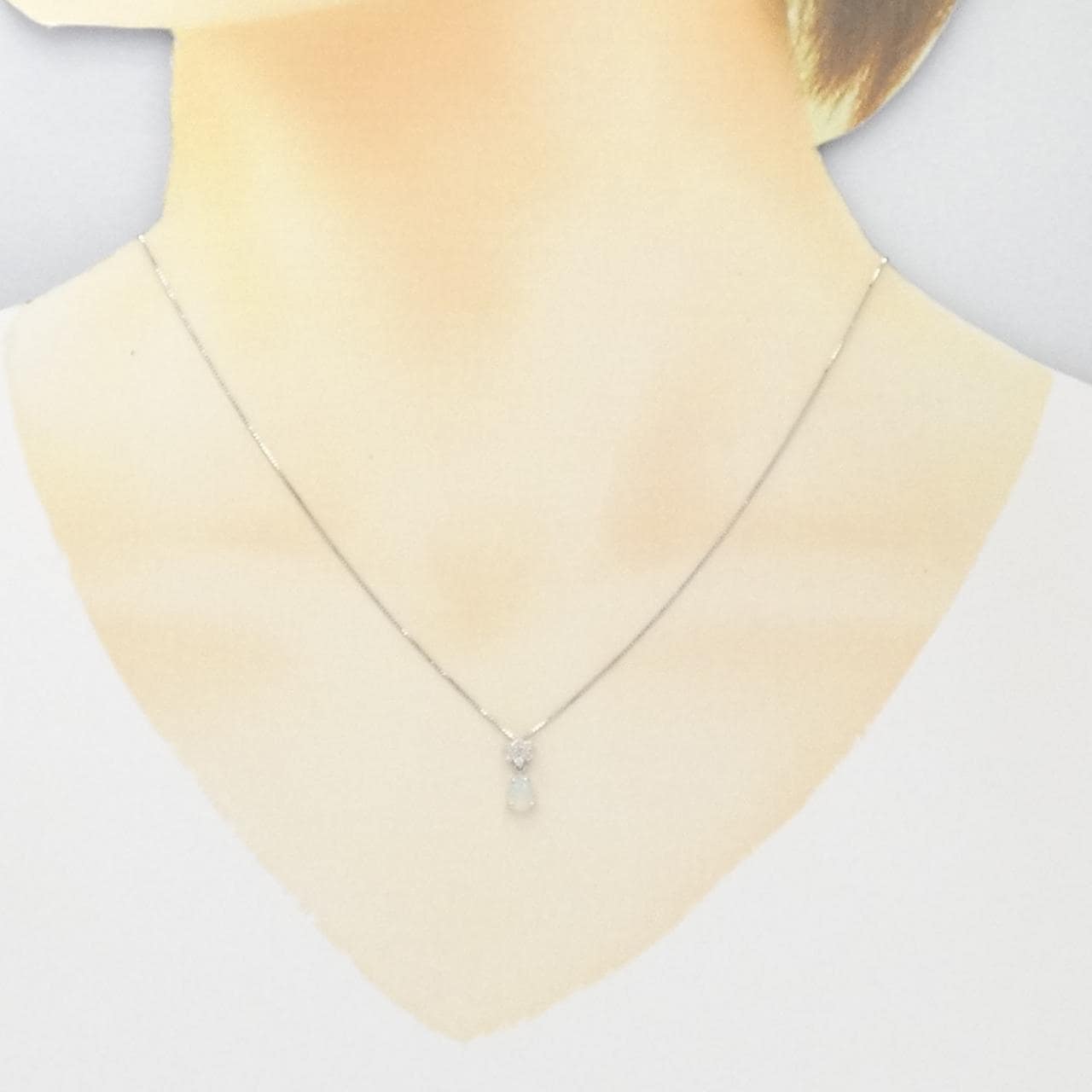 K10WG OPAL Necklace