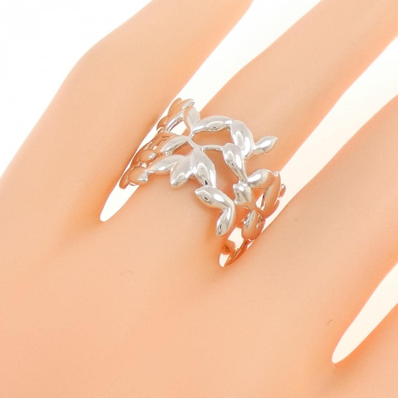 ティファニー オリーブリーフ リング