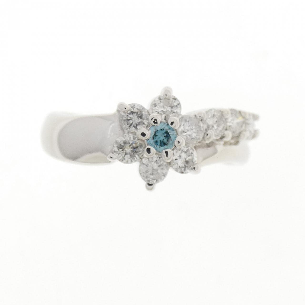 PT900 フラワー ダイヤモンド リング 0.50CT