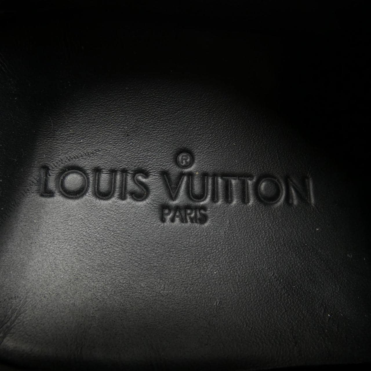 ルイヴィトン LOUIS VUITTON スニーカー