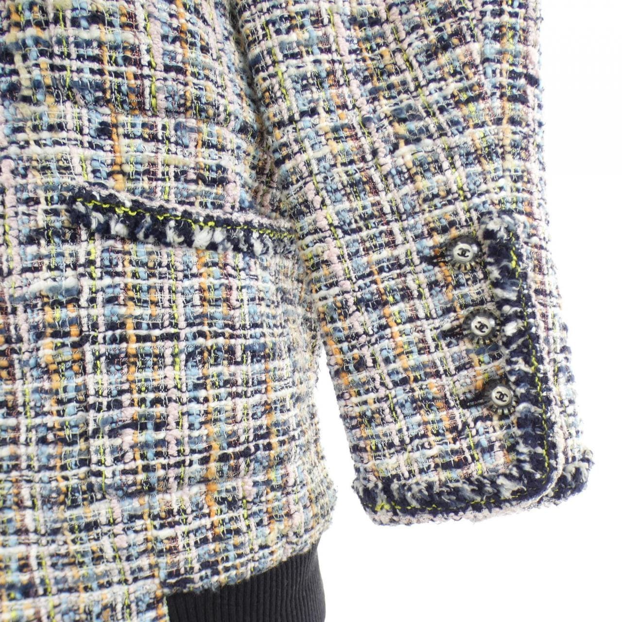 【ヴィンテージ】シャネル CHANEL P22969V13789 04P ノーカラージャケット