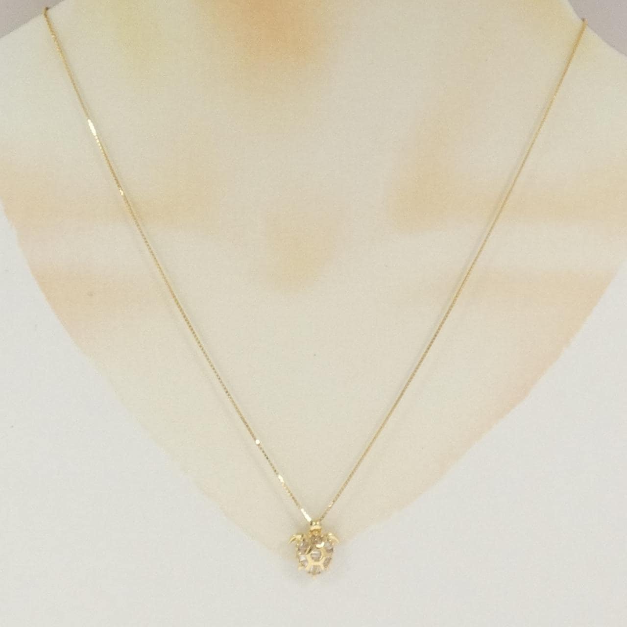 K18YG タートル ダイヤモンド ネックレス 0.24CT