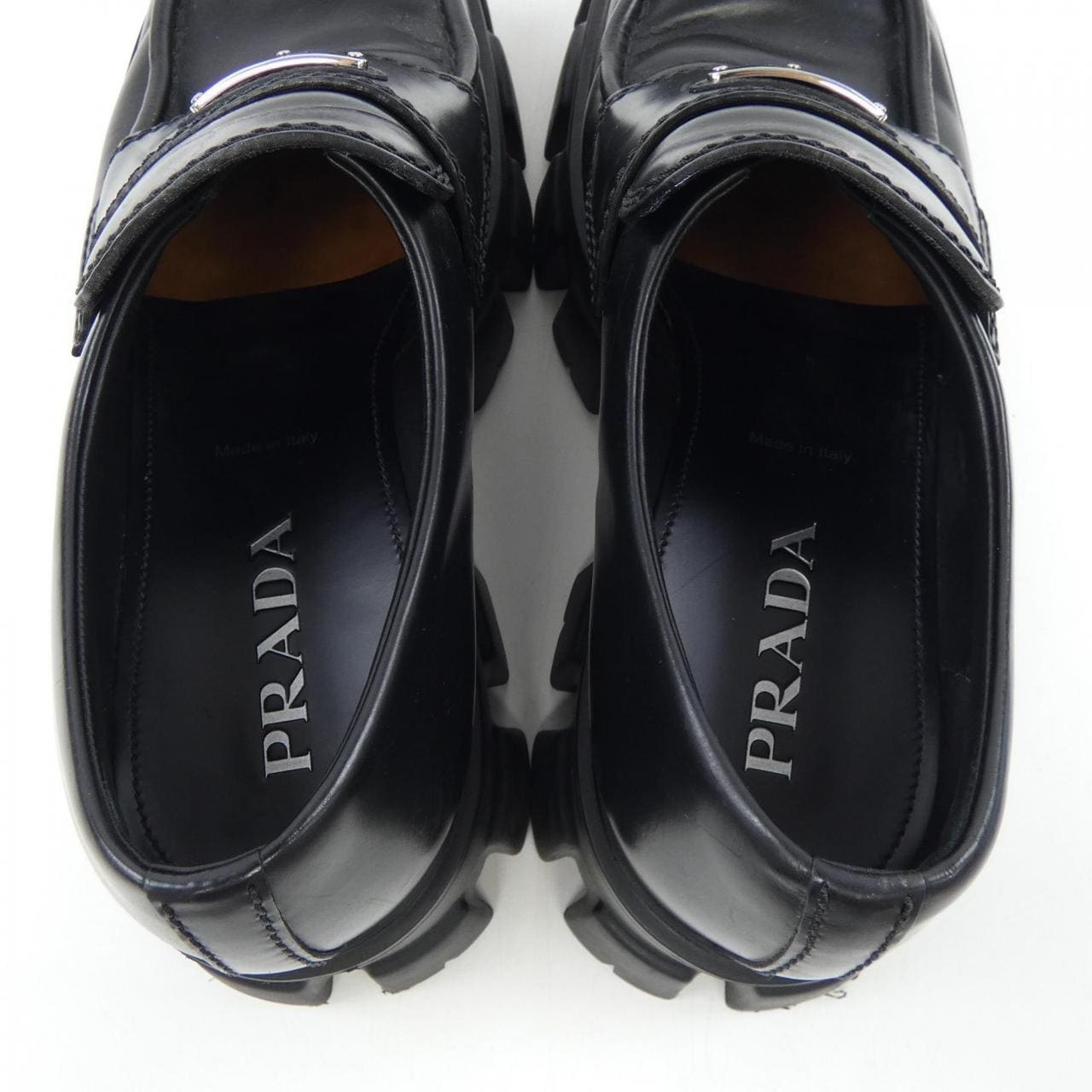 プラダ PRADA モノリスブラッシュドレザーローファー 2DE129 シューズ