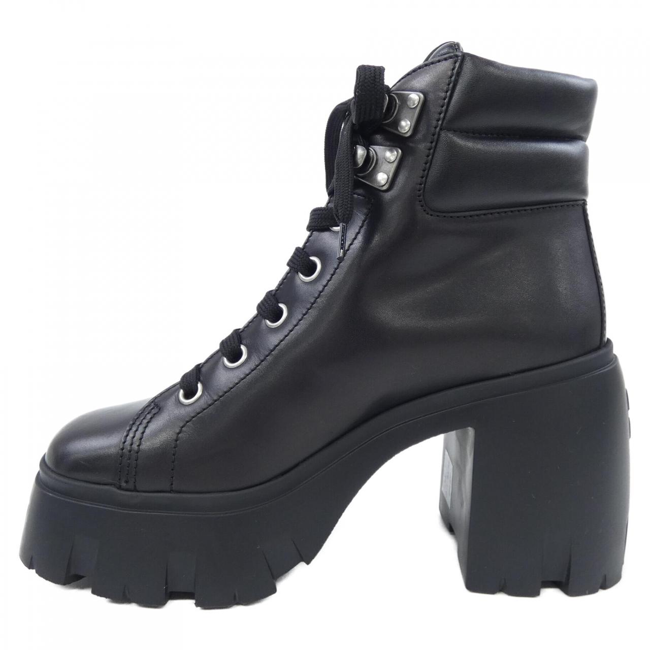 ミュウミュウ MIU MIU ブーツ