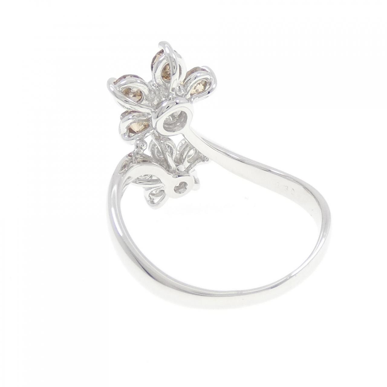 K18WG フラワー ダイヤモンド リング 1.30CT