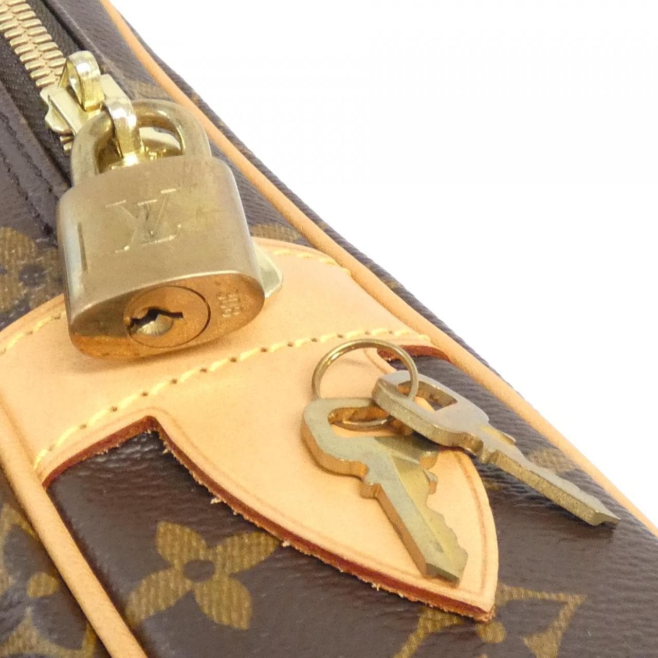 LOUIS VUITTON Monogram Porte Document Voyage M53361 包